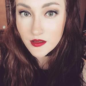 Meet your Posher, Leslie